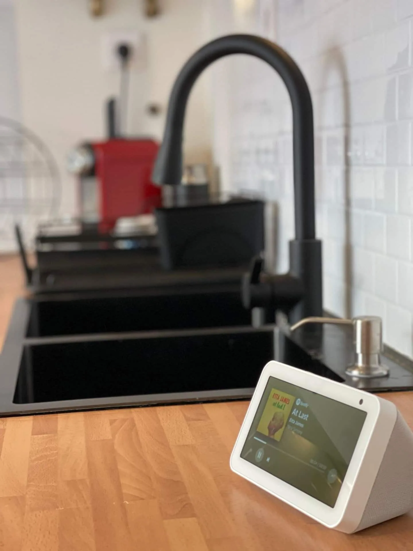 Sala de estar luminosa