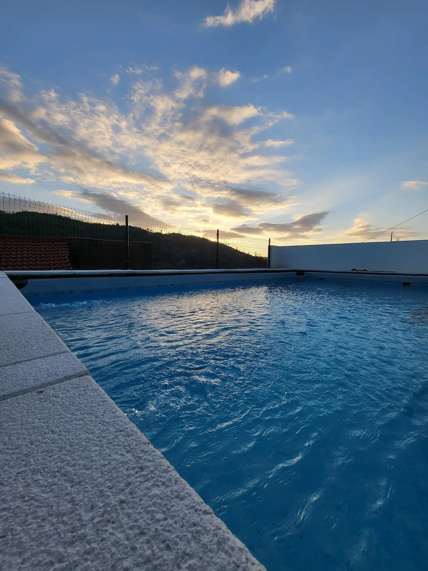 Detalhe da cozinha em madeira