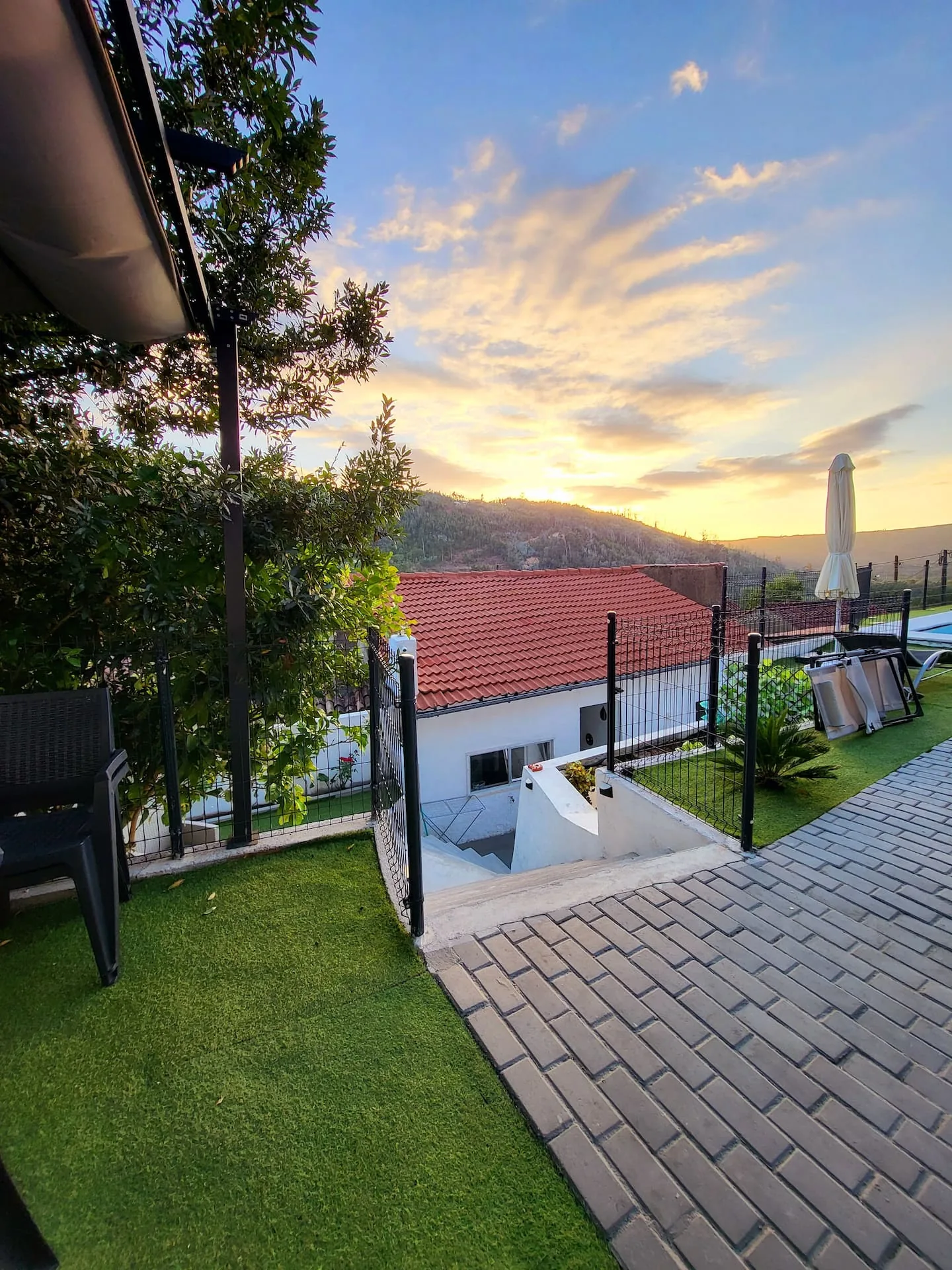 Pôr-do-sol na serra